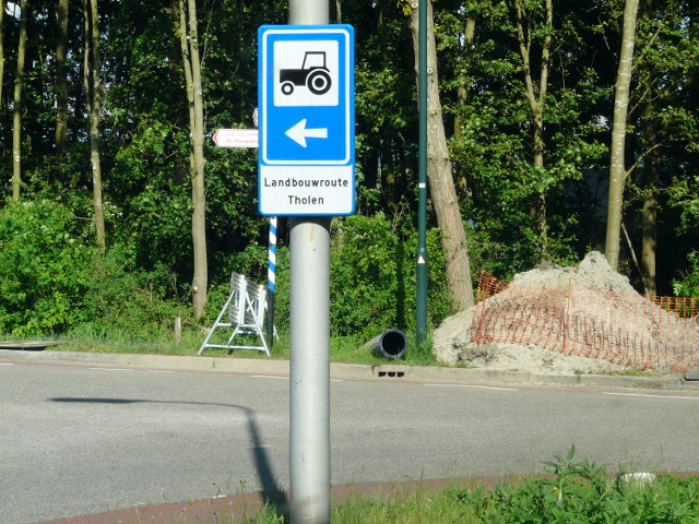 P1160478landbouwroutetholen