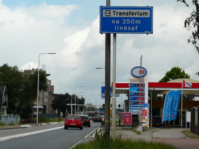 P1250530na350mlinksafbarneveld