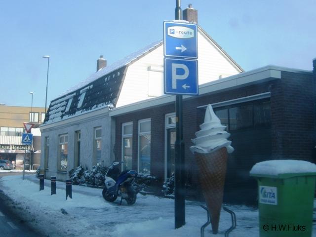 pbladel_7701