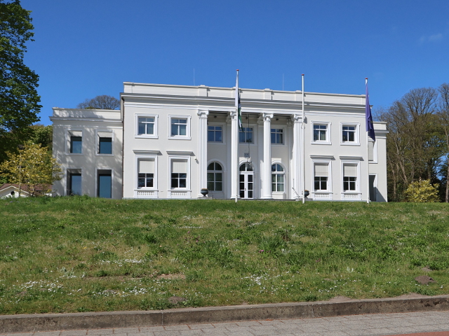 IMG_1705overveenraadhuis1965_z