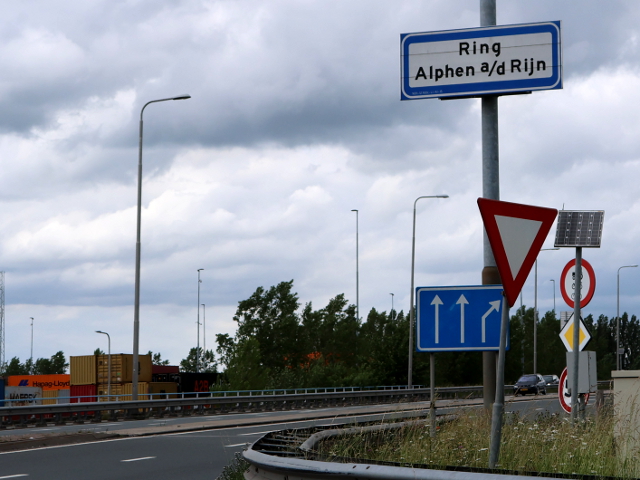 IMG_2824alphenaandenrijn_r
