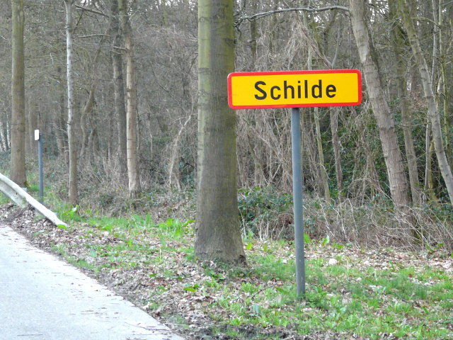 P1040304schilde_g