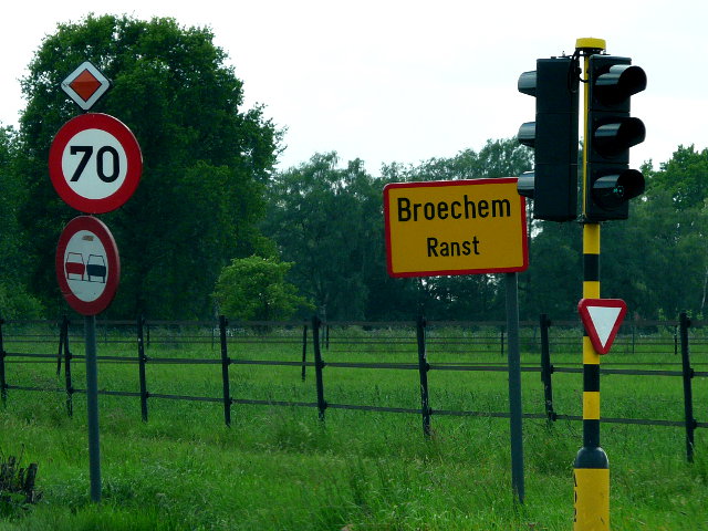 P1050970broechem_g