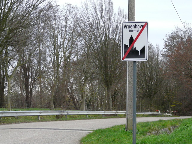 P1200924vroenhoven_e