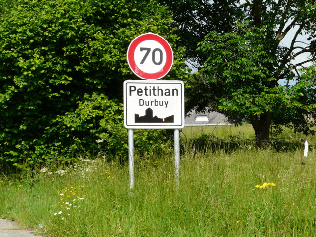 P1060480petithan_w