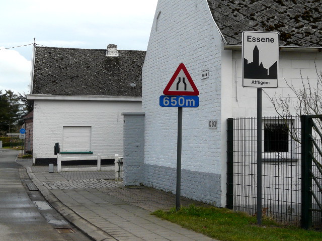 P1130051essene_w