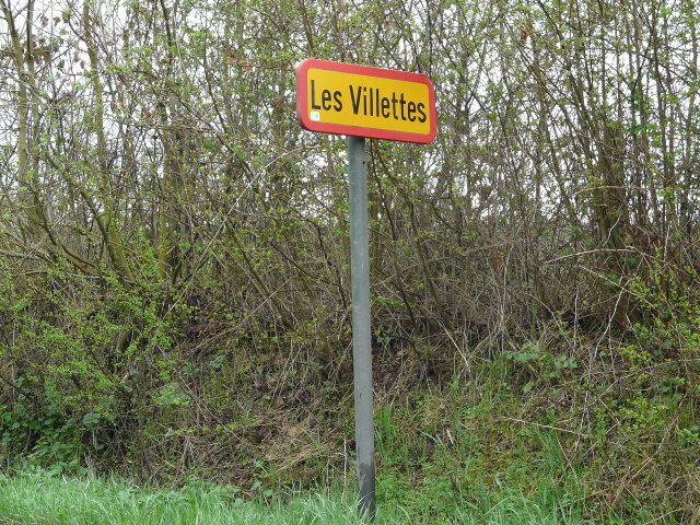 P1150104lesvillettes_g