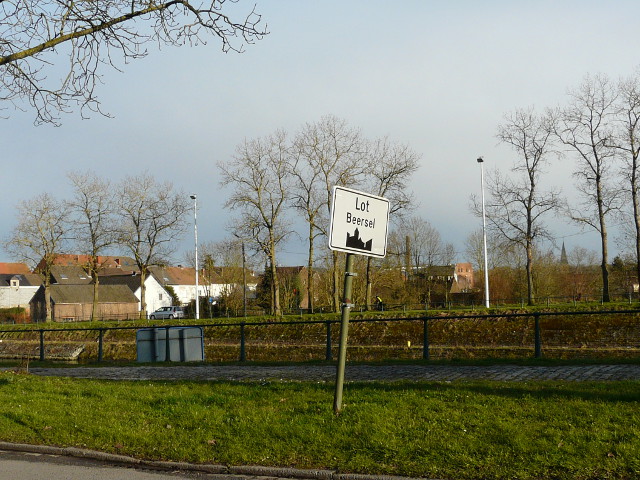 P1210883lot_w
