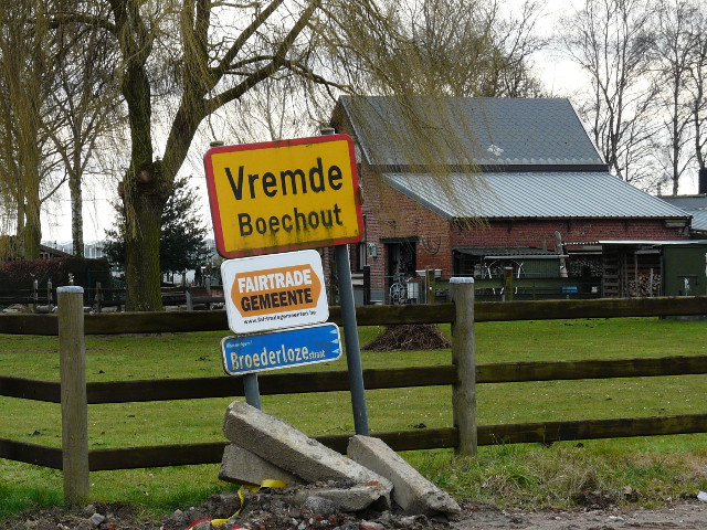 P1210921vremde_g