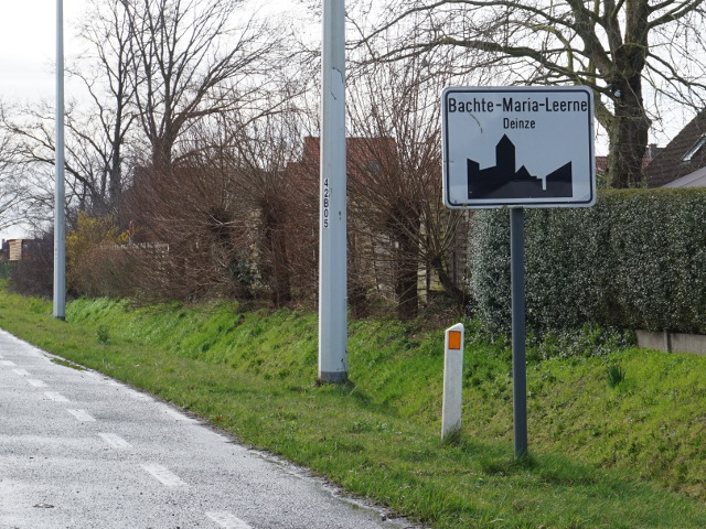 DSC08155bachtemarialeerne_w