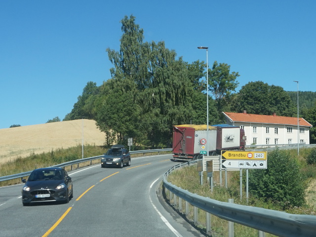DSC01386x240