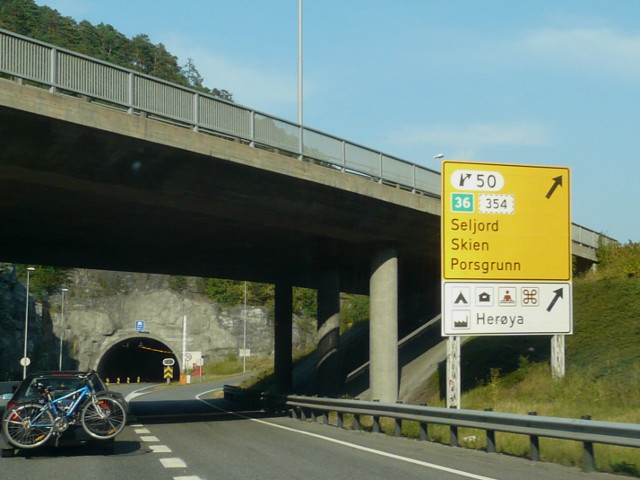 P1080569x36x354