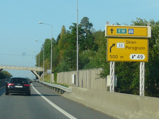 P1080570x32e18