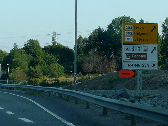 P1080581x303x302x301