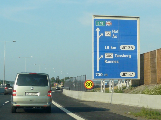 P1080592x35x300e18