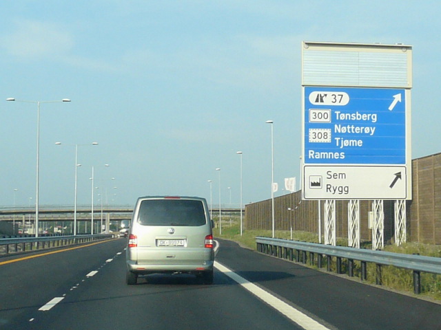 P1080593x300x308
