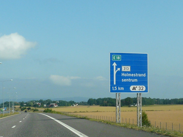 P1080640x313e18