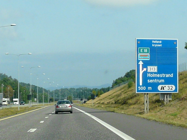 P1080641x313e18
