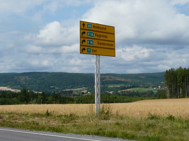 P1080677x35x7e16