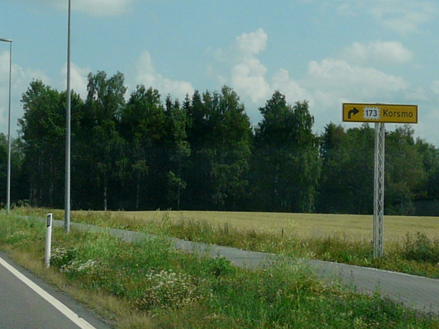 P1080702x173