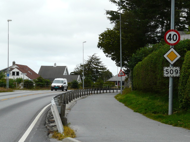 P1180445x509