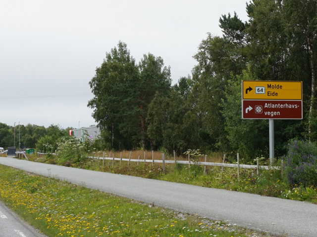 DSC04513x64