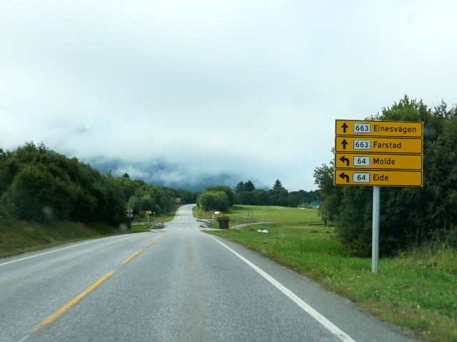 DSC04527x663x64
