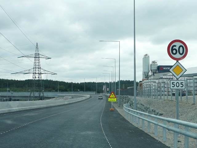 DSC04668x505vers