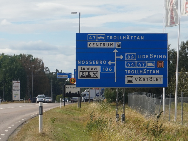 DSC01535x186x44x47