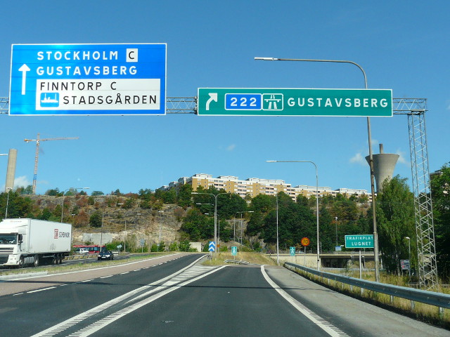 P1080973x222