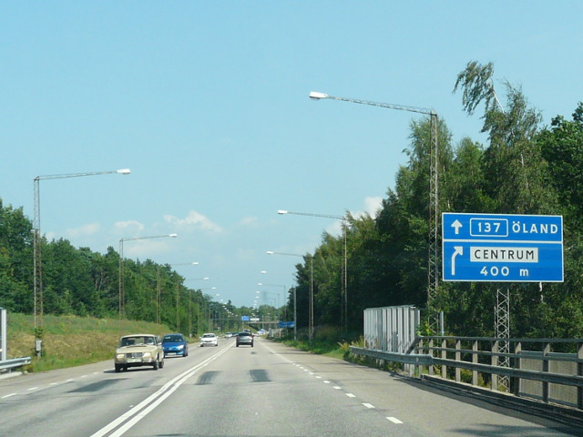 P1090124x137